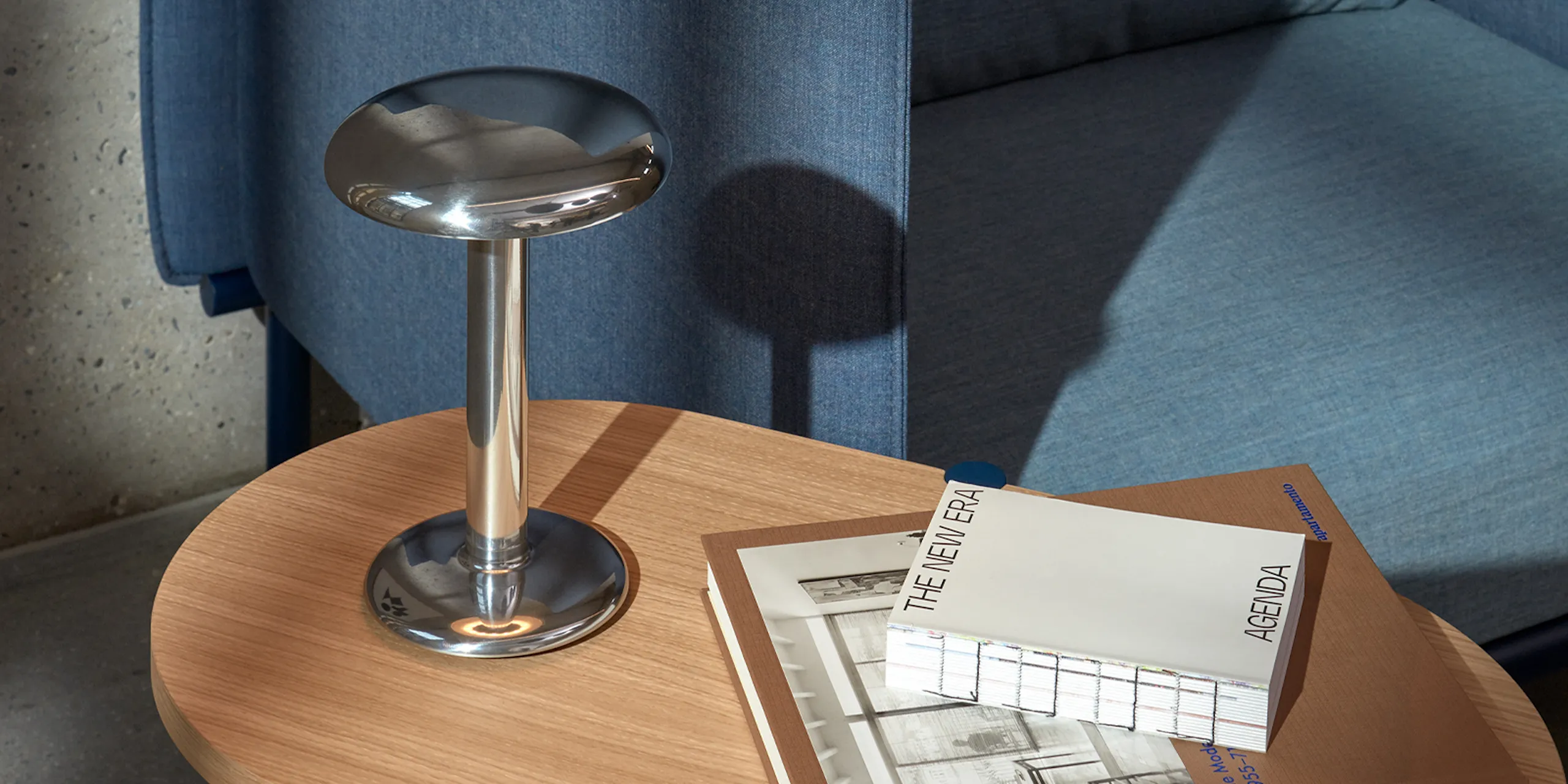 Abstracta Akunok acoustic seating - Presentation Media