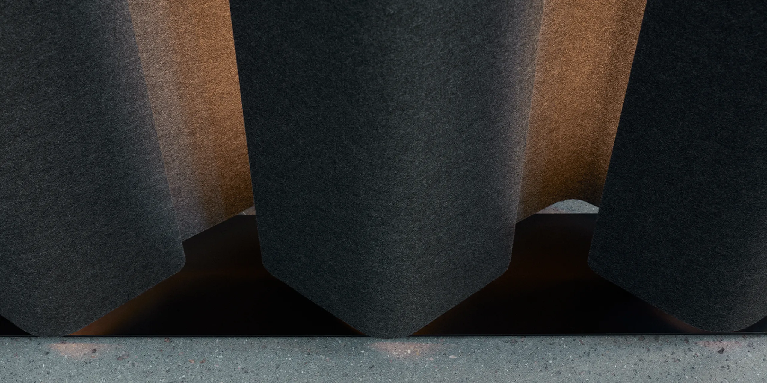 Abstracta Vika Floor Screen w. Light - Presentation Media