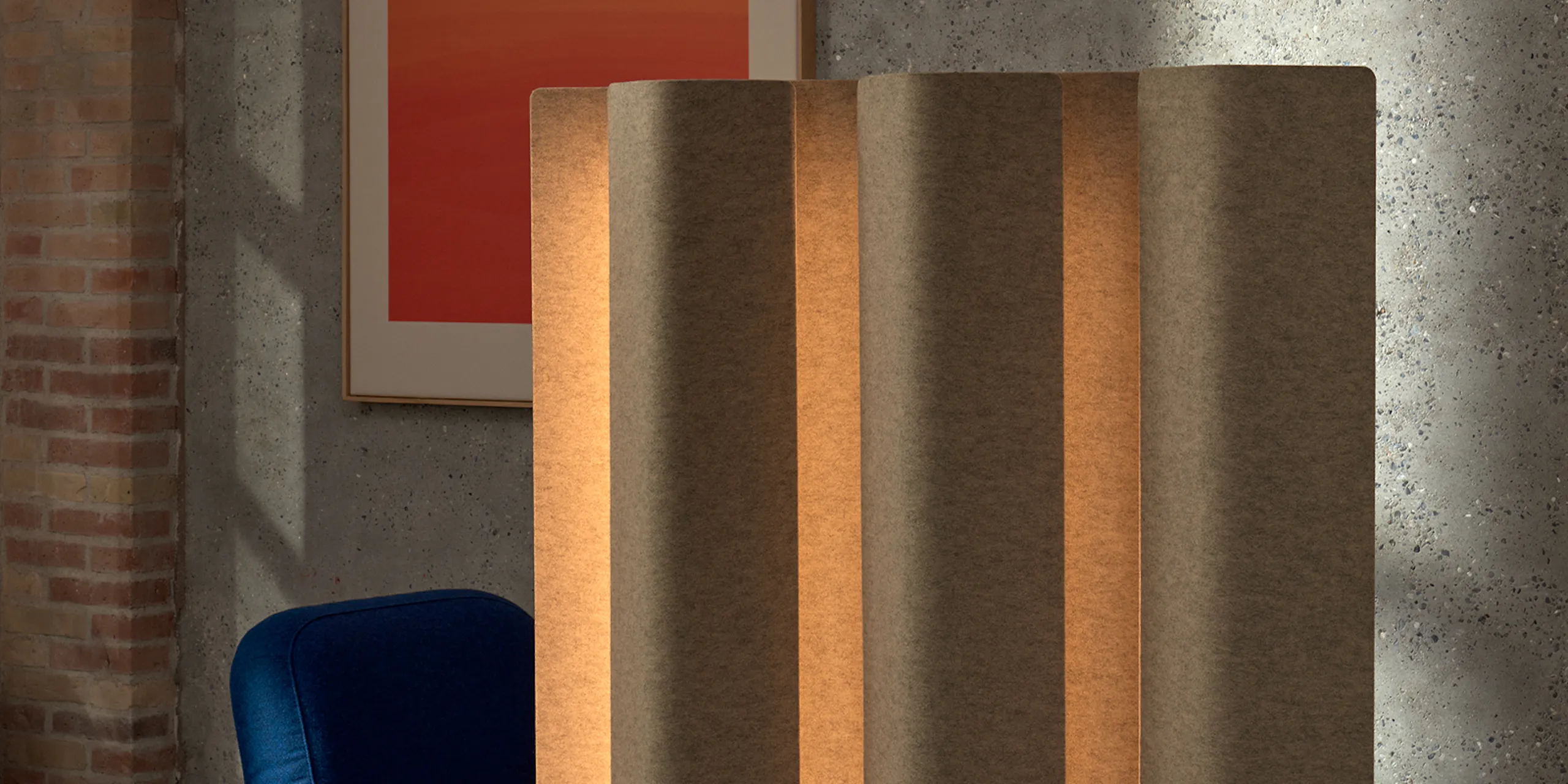 Abstracta Vika Floor Screen w. Light - Presentation Media