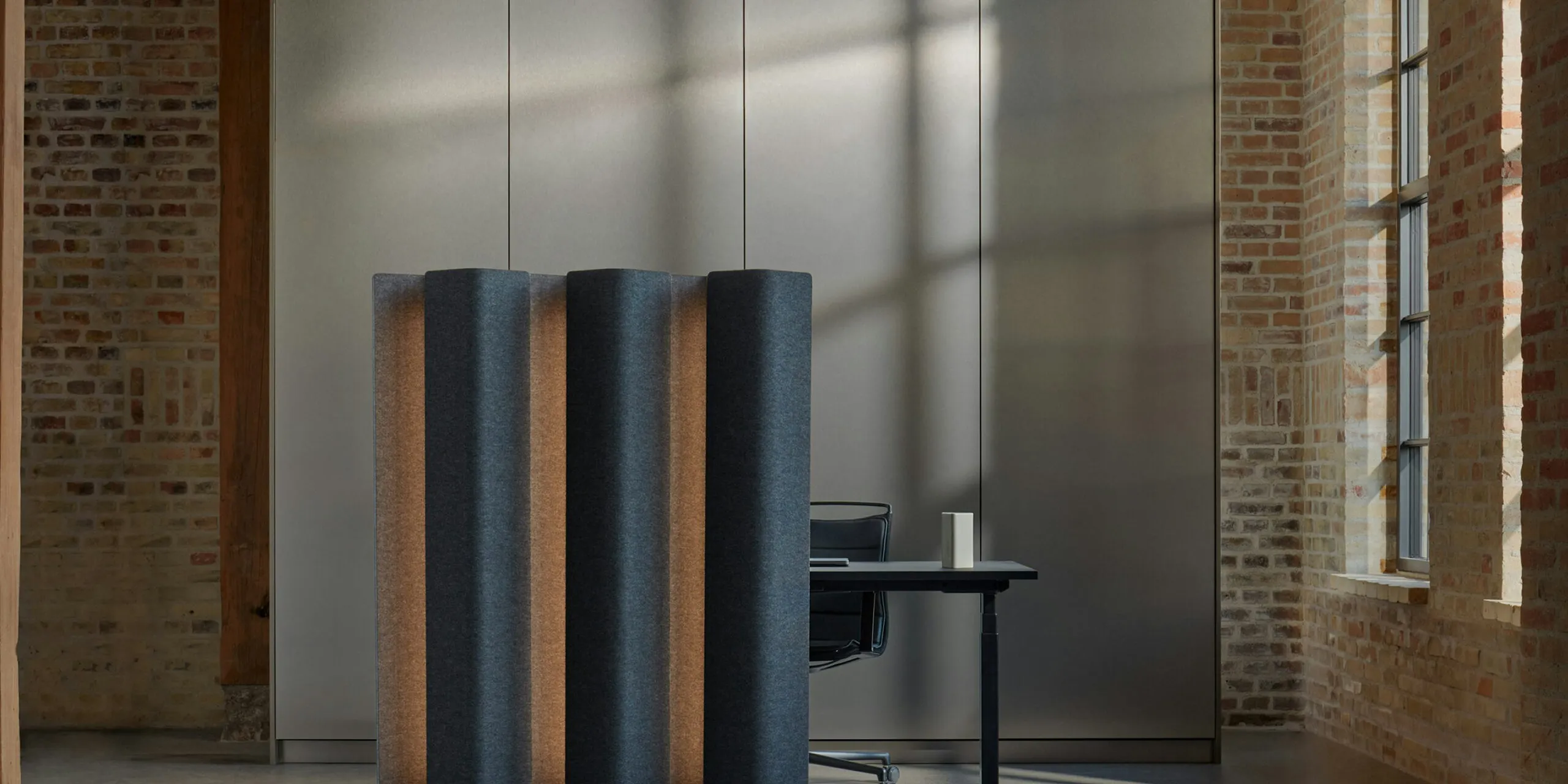 Abstracta Vika Pendant Light - Presentation Media