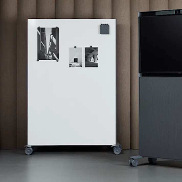 Abstracta products with writing boards - Presentation Media