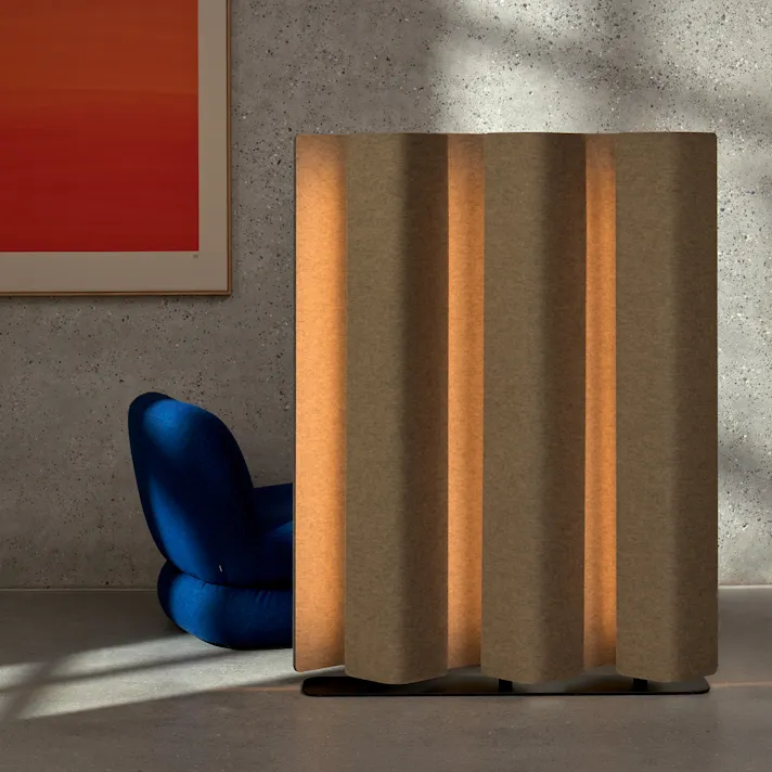 Abstracta floor screens - Presentation Media