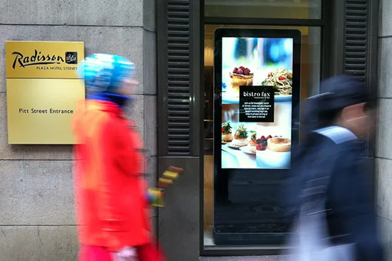 Presentation Media - Maximising Advertising with Digital Signage