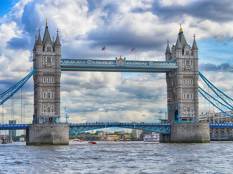 Tower Bridge case study - Presentation Media