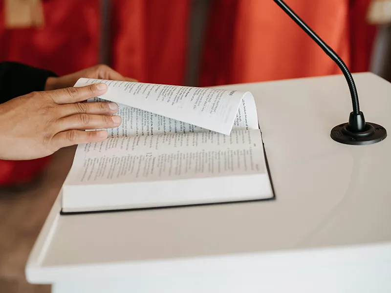 Pulpits and Lecterns - Presentation Media