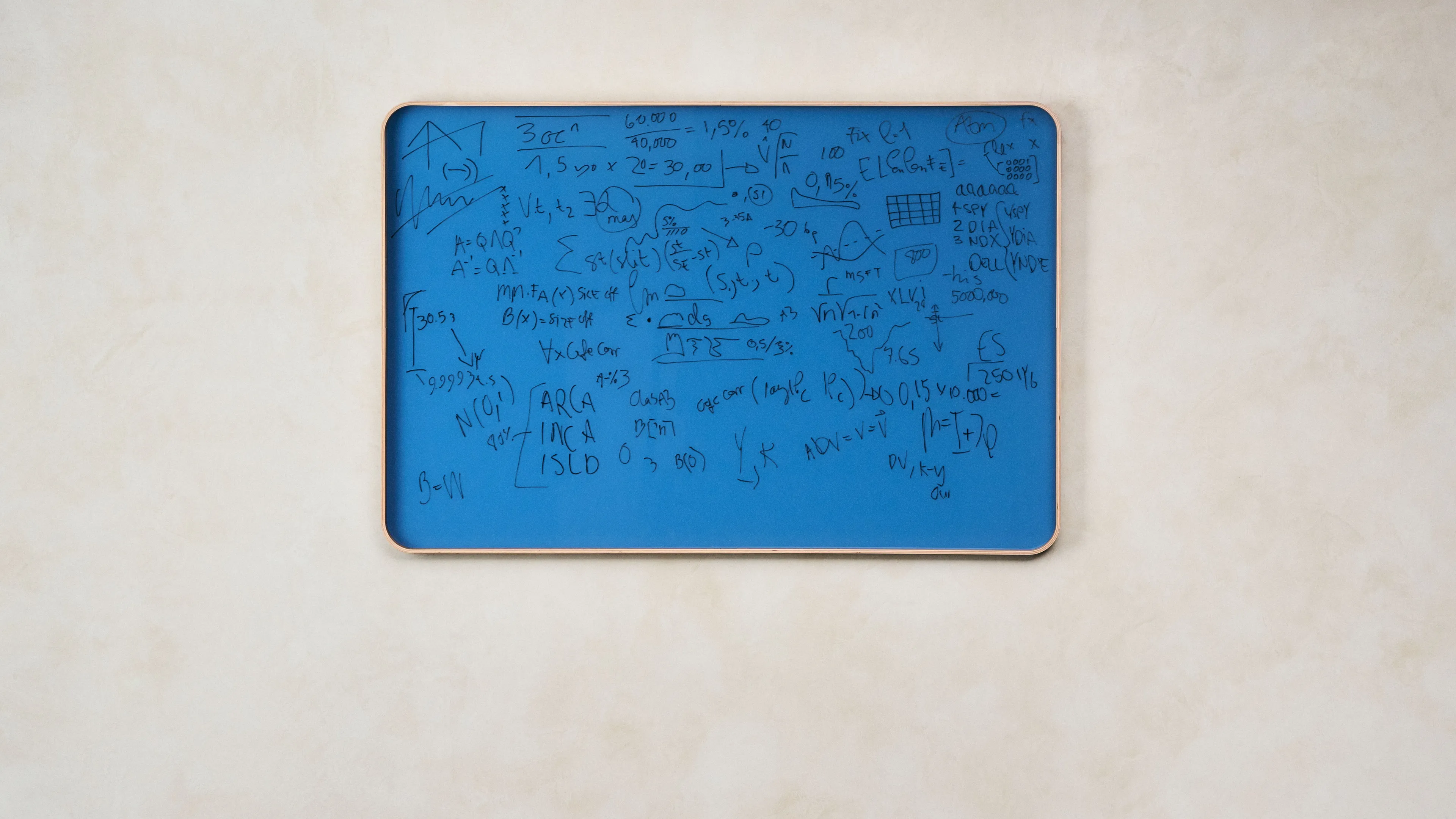 Lintex Frame Wall - Presentation Media