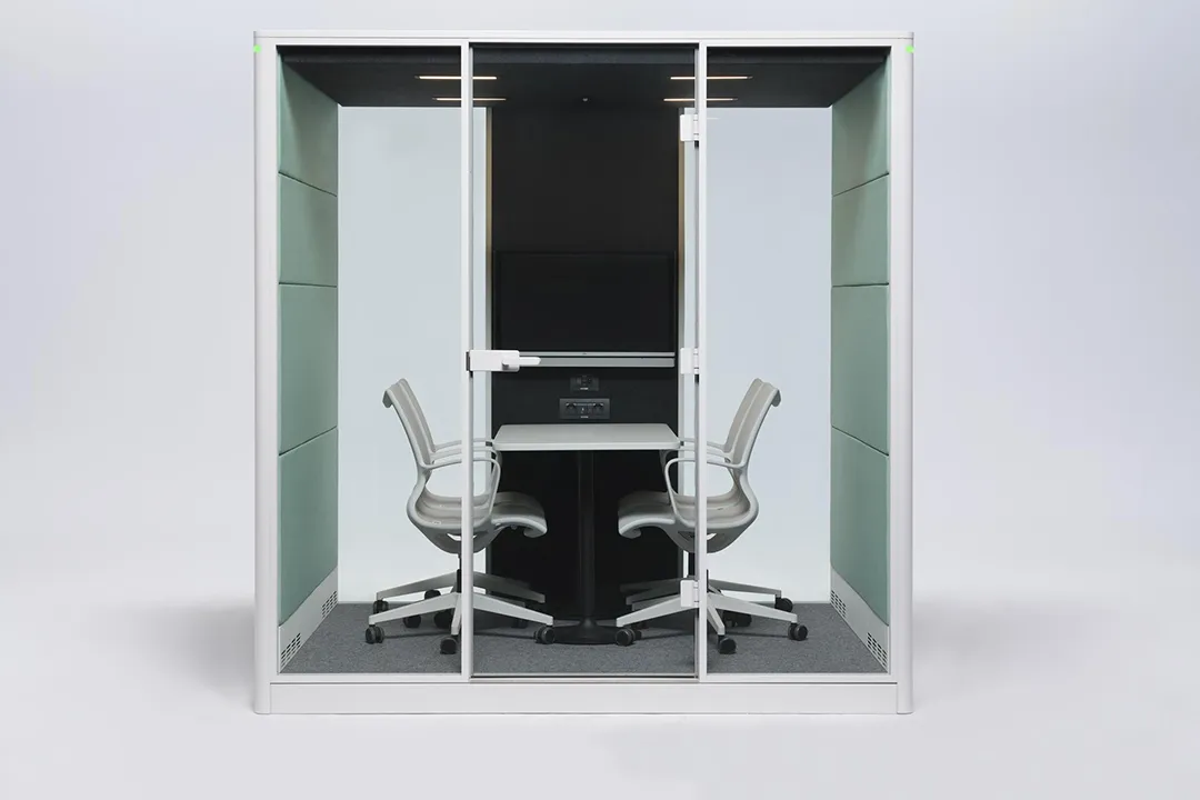 Max Calma 4L - Presentation Media