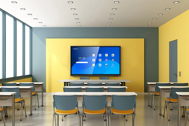 Newline Lyra Pro - Presentation Media