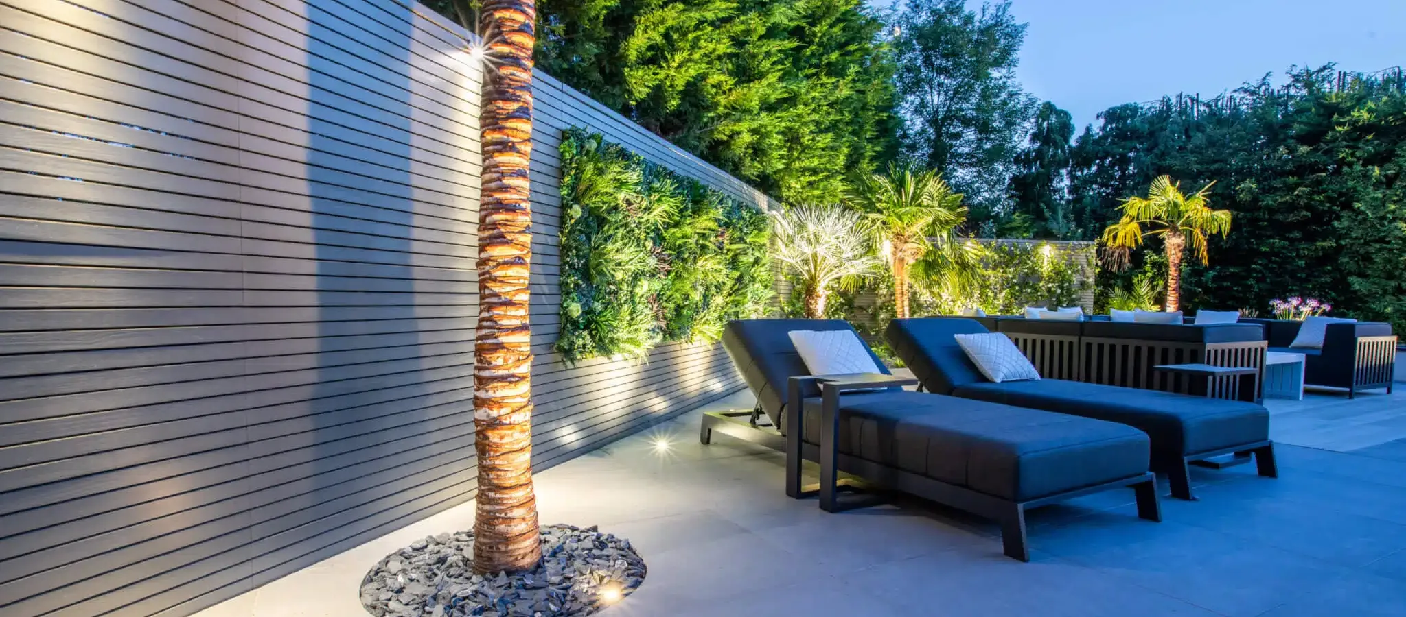 Vistafolia Artificial Green Walls - Presentation Media