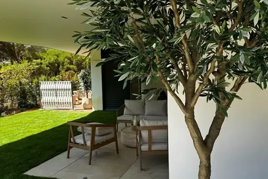Vistafolia artificial trees and bushes - Presentation Media